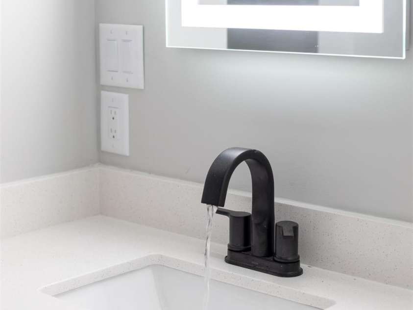 115 Georgia Avenue, Bessemer City, NC 28016.  MLS# CAR4164309, YatesRealty ID 12715. 