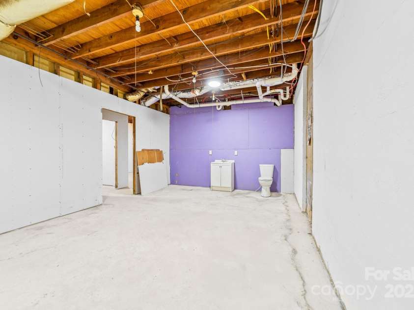 115 Georgia Avenue, Bessemer City, NC 28016.  MLS# CAR4164309, YatesRealty ID 12715. 