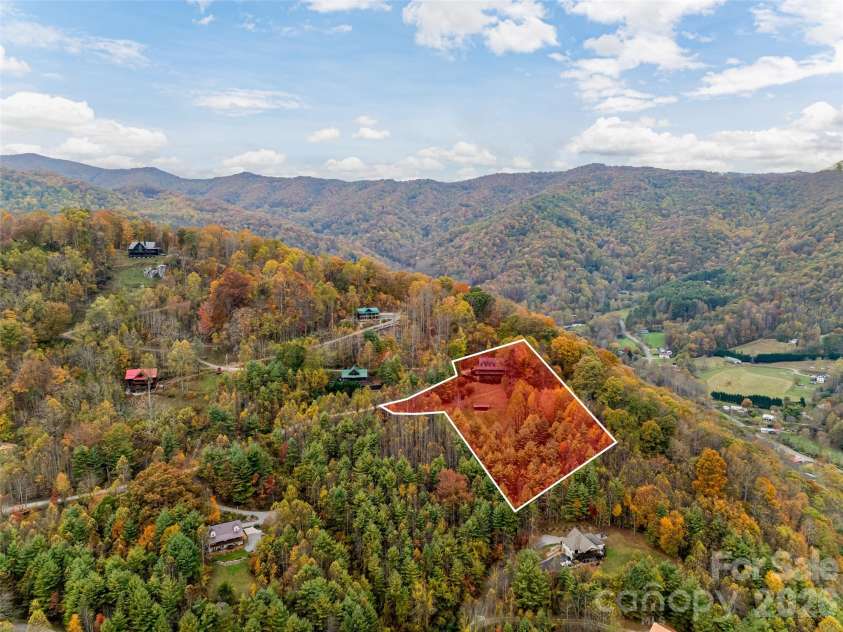 234 Historic Oak Trail, Waynesville, NC 28785.  MLS# CAR4309308, YatesRealty ID 12716. 