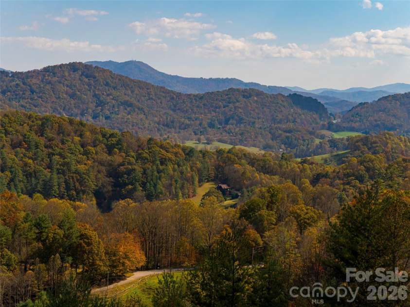 234 Historic Oak Trail, Waynesville, NC 28785.  MLS# CAR4309308, YatesRealty ID 12716. 