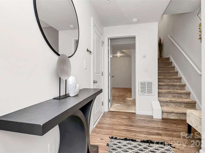 2635 Mccurdy Trail, Charlotte, NC 28269.  MLS# CAR4254188, YatesRealty ID 12716. 