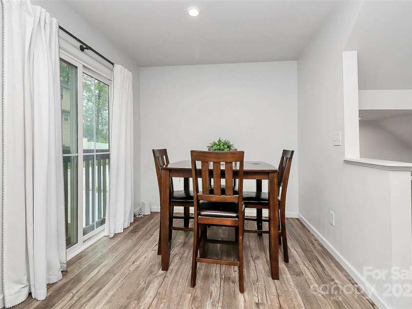 2635 Mccurdy Trail, Charlotte, NC 28269.  MLS# CAR4254188, YatesRealty ID 12716. 