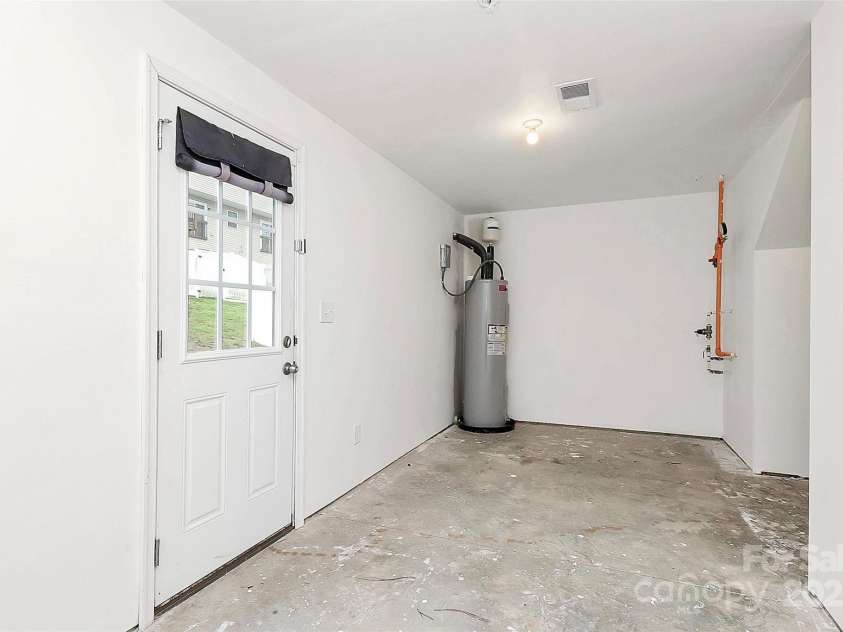 2635 Mccurdy Trail, Charlotte, NC 28269.  MLS# CAR4254188, YatesRealty ID 12716. 