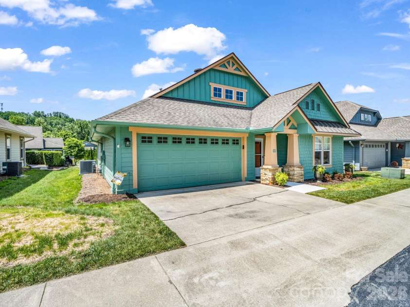 51 Barn Owl Way, Hendersonville, NC 28792.  MLS# CAR4394410, YatesRealty ID 12718. 2 Car Garage w/Drop Down Stair Attic