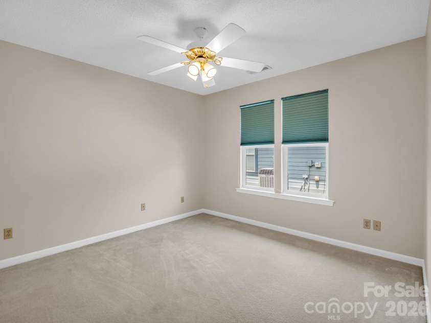 51 Barn Owl Way, Hendersonville, NC 28792.  MLS# CAR4394410, YatesRealty ID 12718. 3rd Bedroom