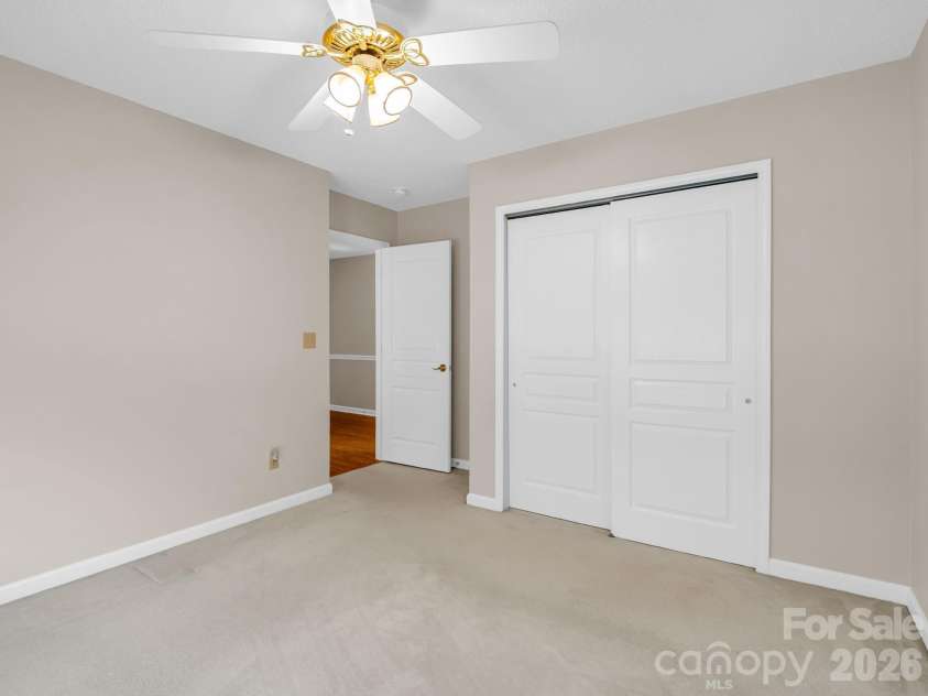 51 Barn Owl Way, Hendersonville, NC 28792.  MLS# CAR4394410, YatesRealty ID 12718. 3rd Bedroom