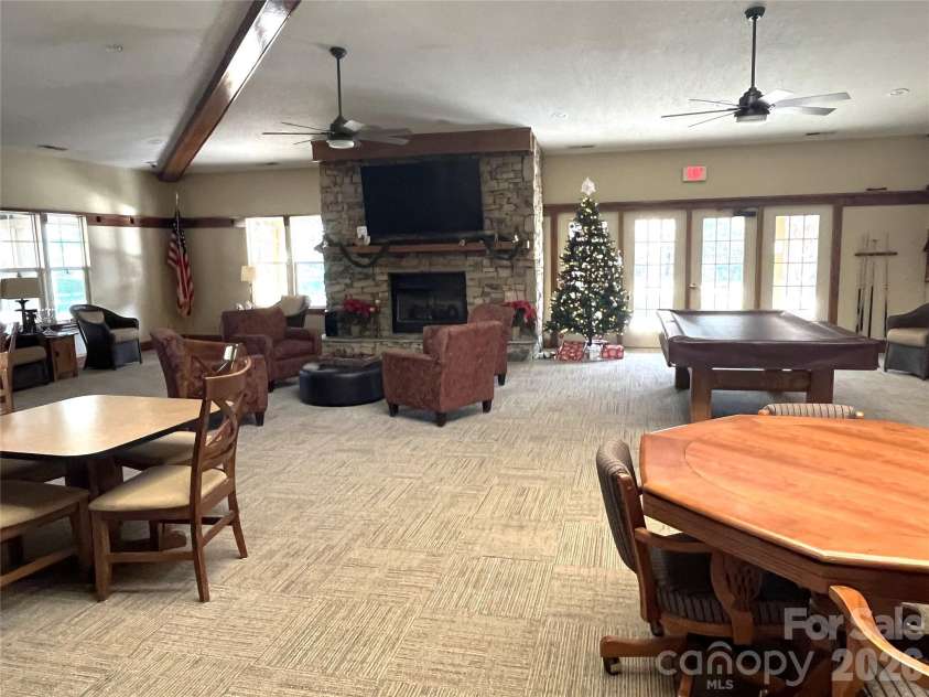 51 Barn Owl Way, Hendersonville, NC 28792.  MLS# CAR4394410, YatesRealty ID 12718. Clubhouse Card/Pool Table Area