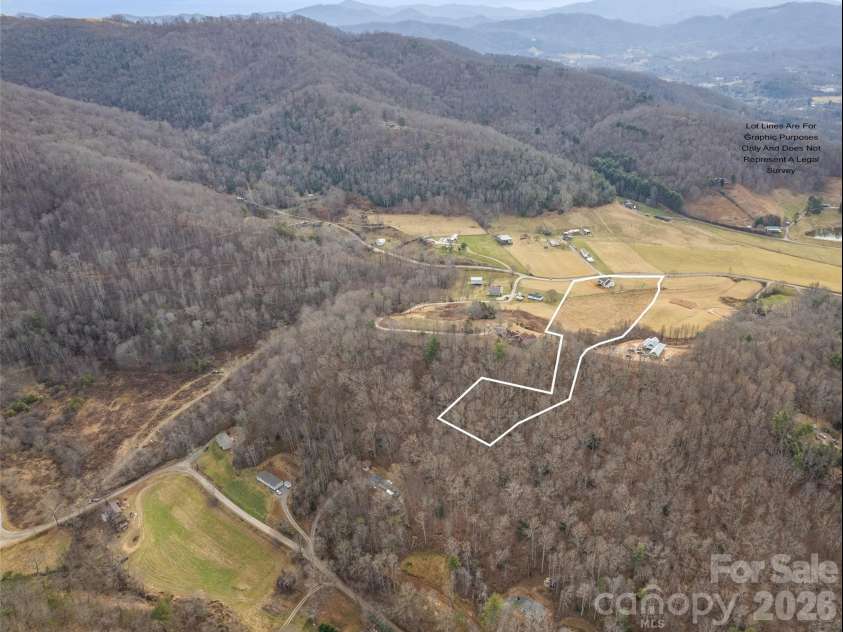 343 Rocky Lane Road, Clyde, NC 28721.  MLS# CAR4330222, YatesRealty ID 12719. 