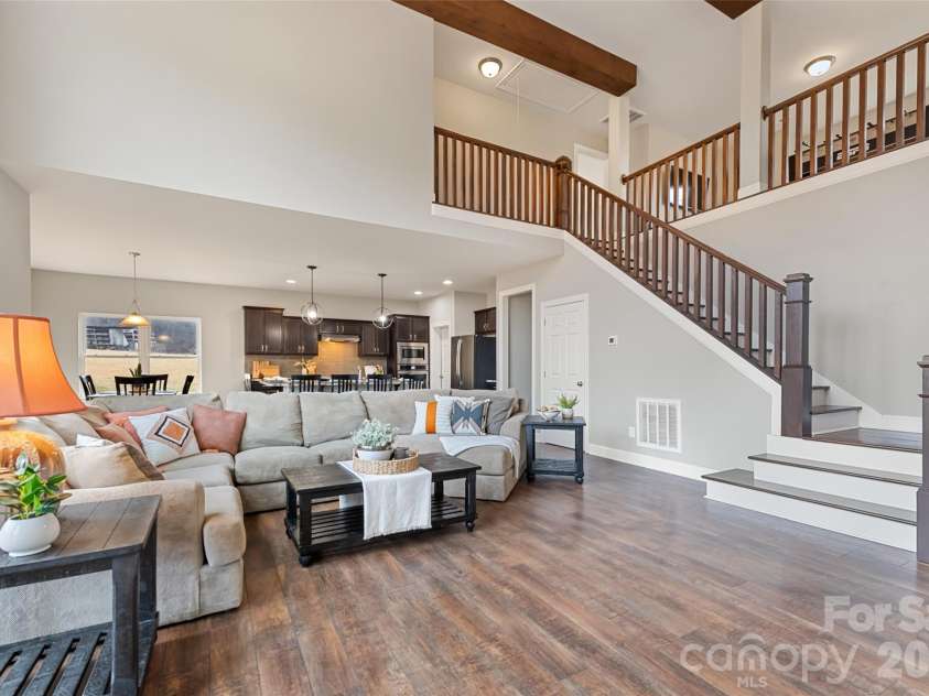 343 Rocky Lane Road, Clyde, NC 28721.  MLS# CAR4330222, YatesRealty ID 12719. 