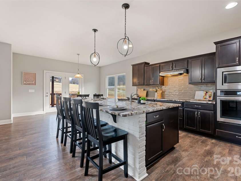343 Rocky Lane Road, Clyde, NC 28721.  MLS# CAR4330222, YatesRealty ID 12719. 