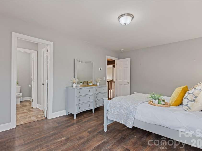 343 Rocky Lane Road, Clyde, NC 28721.  MLS# CAR4330222, YatesRealty ID 12719. 