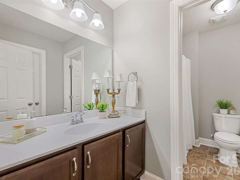 343 Rocky Lane Road, Clyde, NC 28721.  MLS# CAR4330222, YatesRealty ID 12719. 