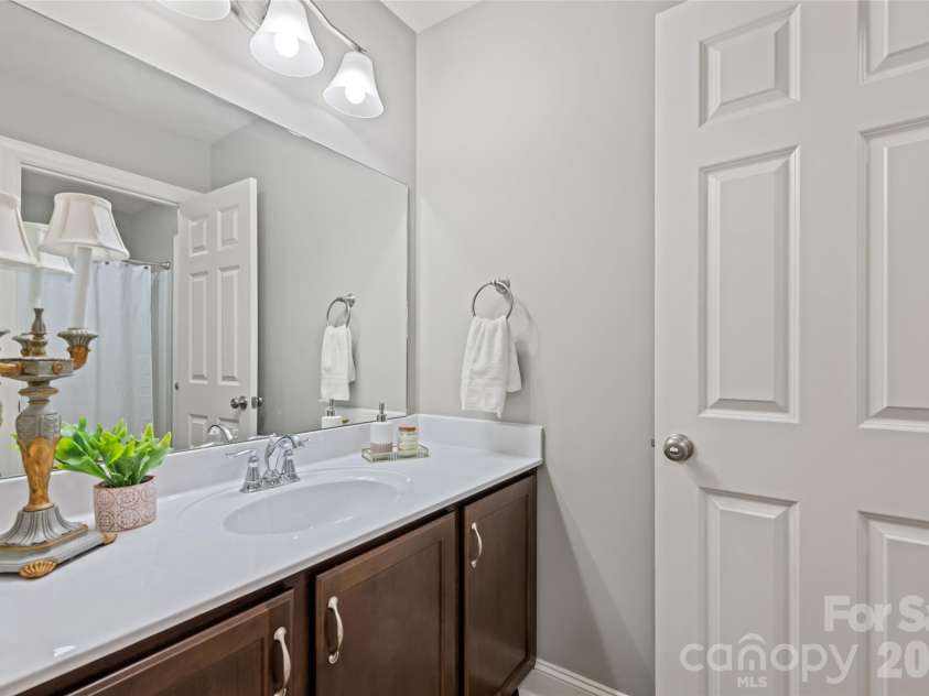343 Rocky Lane Road, Clyde, NC 28721.  MLS# CAR4330222, YatesRealty ID 12719. 