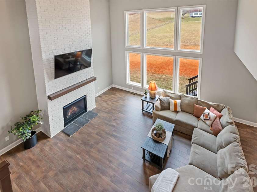 343 Rocky Lane Road, Clyde, NC 28721.  MLS# CAR4330222, YatesRealty ID 12719. 