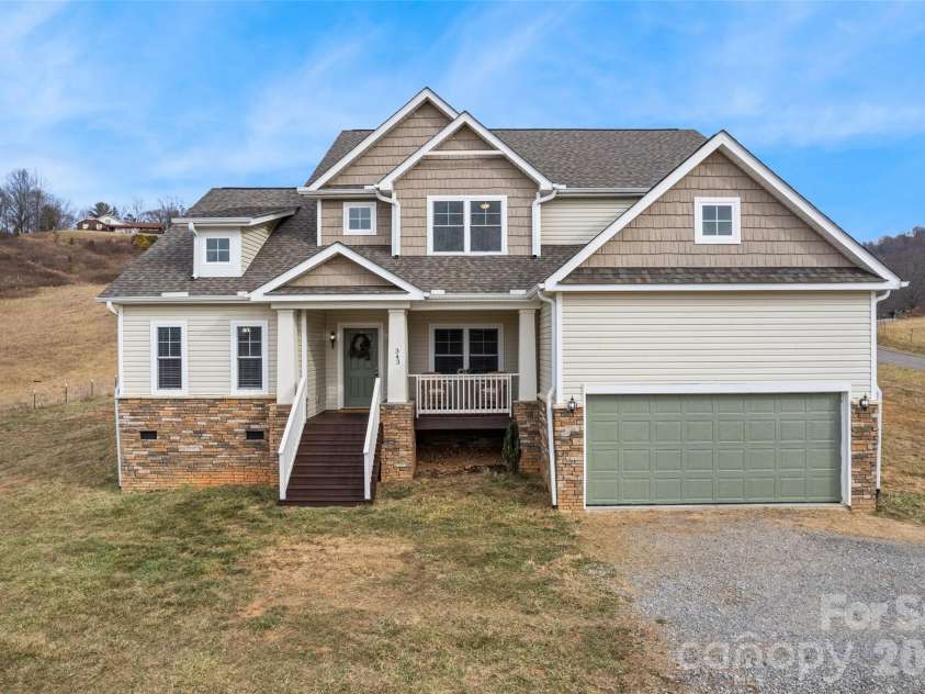 343 Rocky Lane Road, Clyde, NC 28721.  MLS# CAR4330222, YatesRealty ID 12719. 