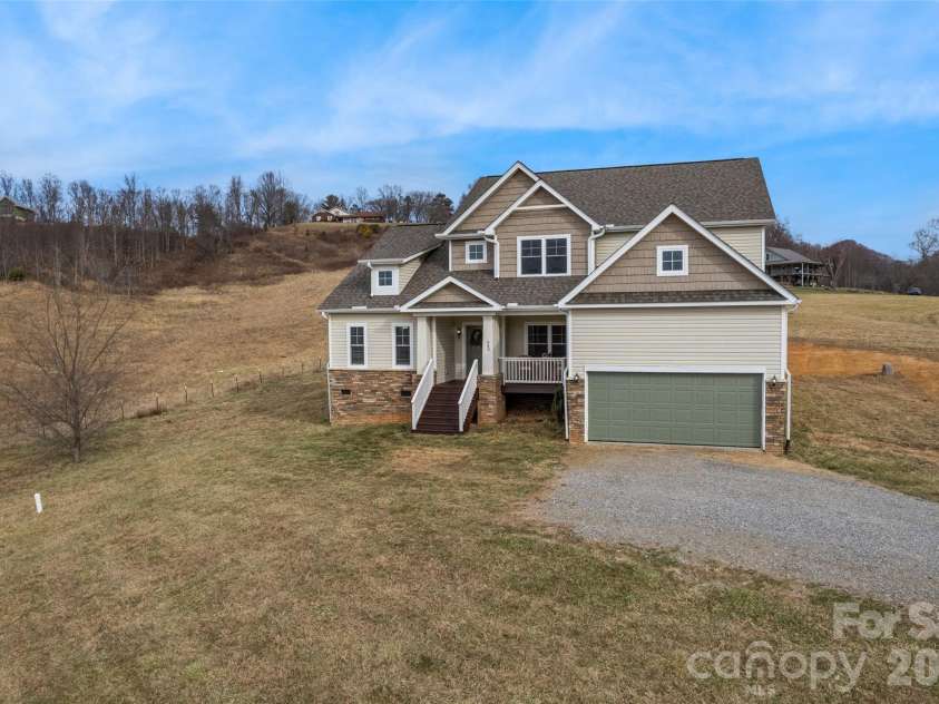 343 Rocky Lane Road, Clyde, NC 28721.  MLS# CAR4330222, YatesRealty ID 12719. 