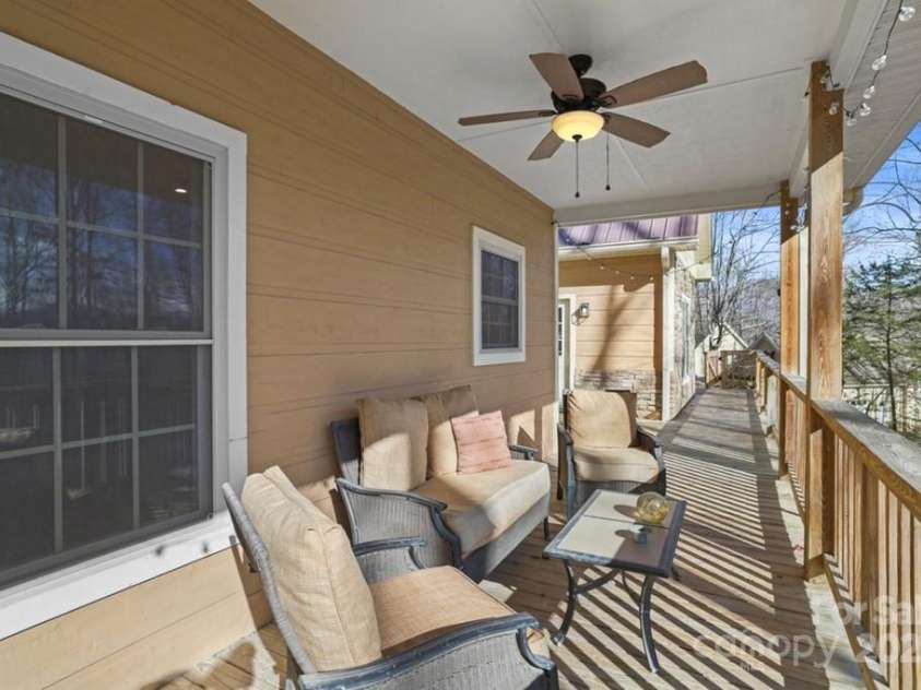 165 Eagles Ridge Road, Sylva, NC 28779.  MLS# CAR4330472, YatesRealty ID 1272. 