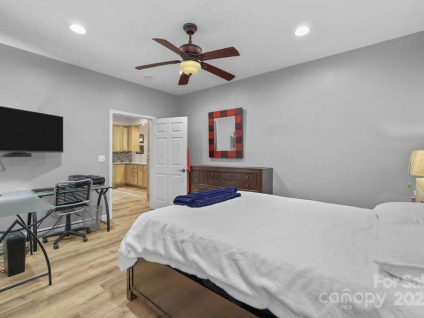 165 Eagles Ridge Road, Sylva, NC 28779.  MLS# CAR4330472, YatesRealty ID 1272. 