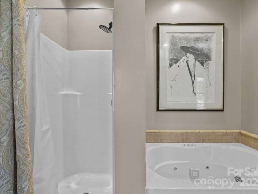 165 Eagles Ridge Road, Sylva, NC 28779.  MLS# CAR4330472, YatesRealty ID 1272. 