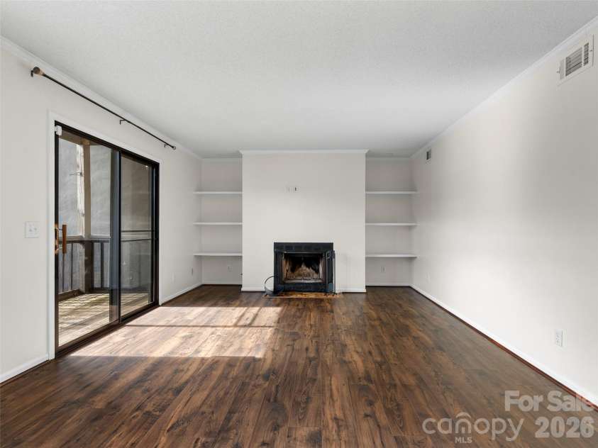 201 Racquet Club Road, Asheville, NC 28803.  MLS# CAR4341796, YatesRealty ID 12720. 