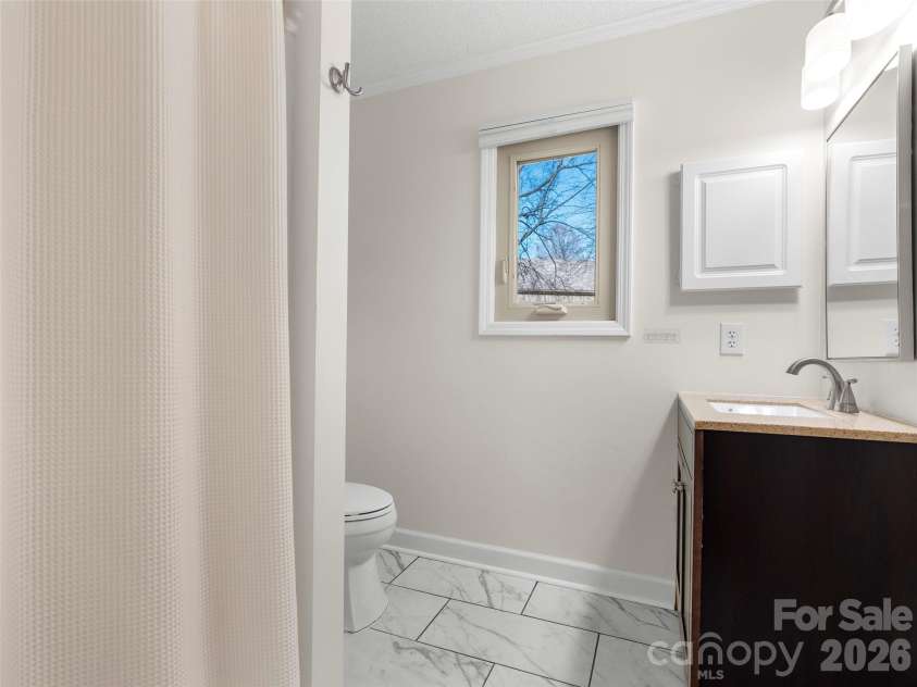 201 Racquet Club Road, Asheville, NC 28803.  MLS# CAR4341796, YatesRealty ID 12720. 
