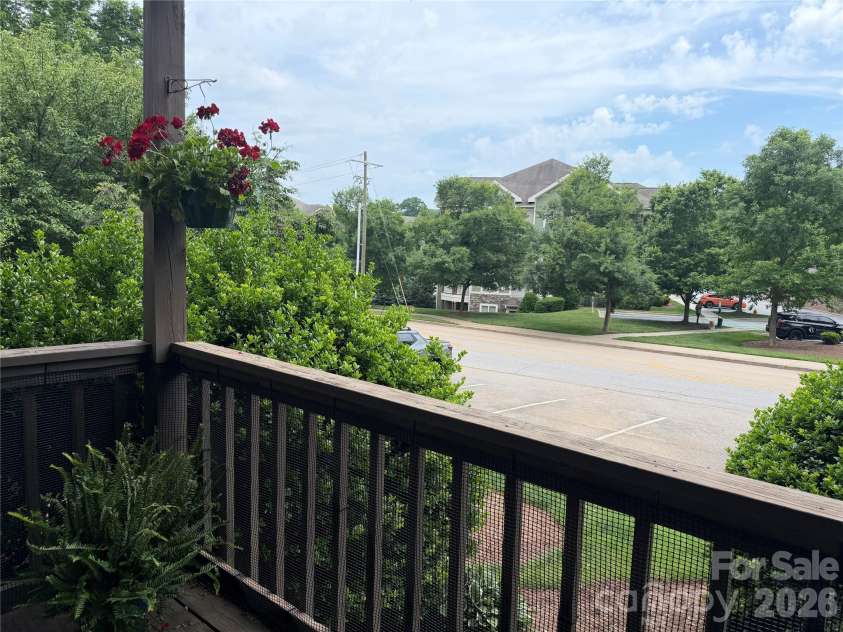 201 Racquet Club Road, Asheville, NC 28803.  MLS# CAR4341796, YatesRealty ID 12720. 