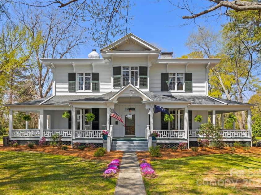 121 Congress Street, York, SC 29745.  MLS# CAR4235428, YatesRealty ID 12723. 