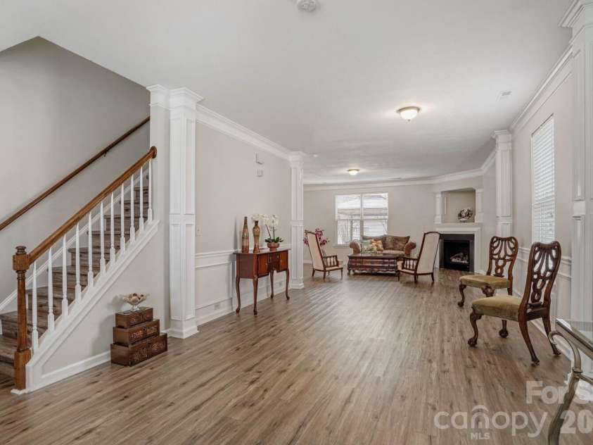 13622 Stringfellow Lane, Charlotte, NC 28278.  MLS# CAR4353206, YatesRealty ID 12723. 