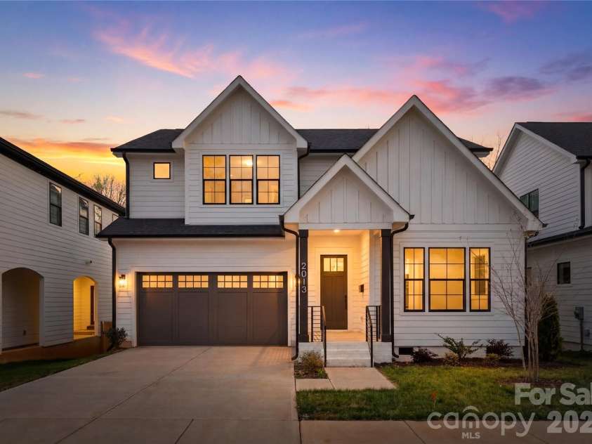 2013 South Street, Charlotte, NC 28208.  MLS# CAR4355952, YatesRealty ID 12725. 