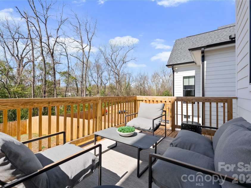 2013 South Street, Charlotte, NC 28208.  MLS# CAR4355952, YatesRealty ID 12725. 