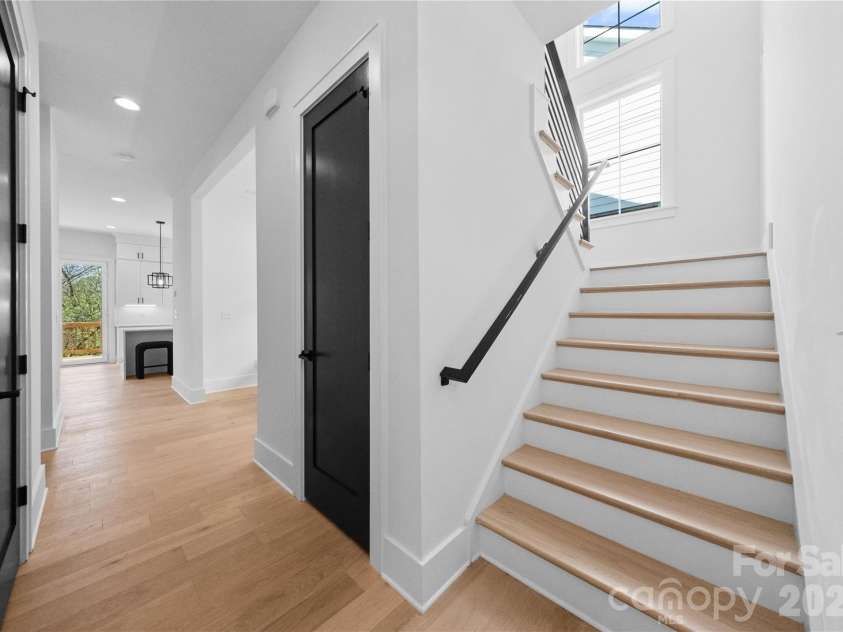 2013 South Street, Charlotte, NC 28208.  MLS# CAR4355952, YatesRealty ID 12725. 