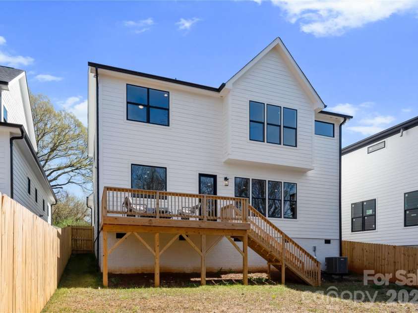 2013 South Street, Charlotte, NC 28208.  MLS# CAR4355952, YatesRealty ID 12725. 