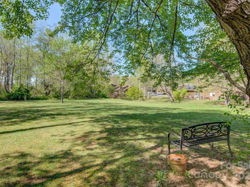 1652 12th Street, Hickory, NC 28601.  MLS# CAR4194268, YatesRealty ID 12726. 