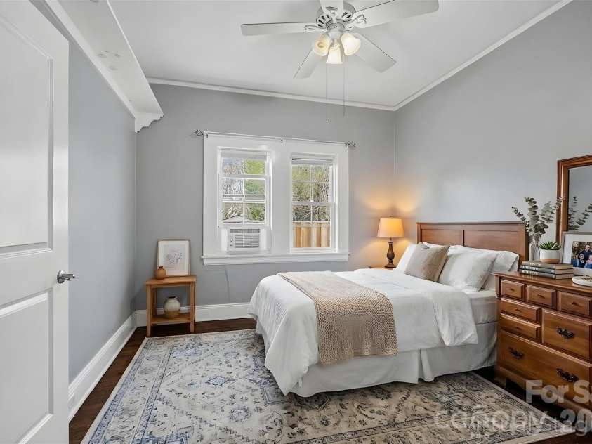 221 Summit Street, Asheville, NC 28803.  MLS# CAR4358791, YatesRealty ID 12726. Virtually Staged