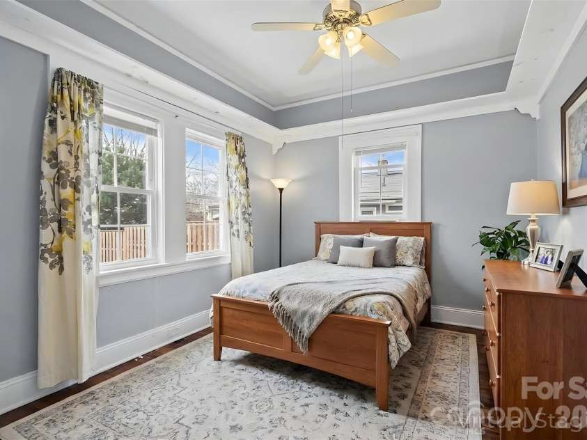 221 Summit Street, Asheville, NC 28803.  MLS# CAR4358791, YatesRealty ID 12726. Virtually Staged