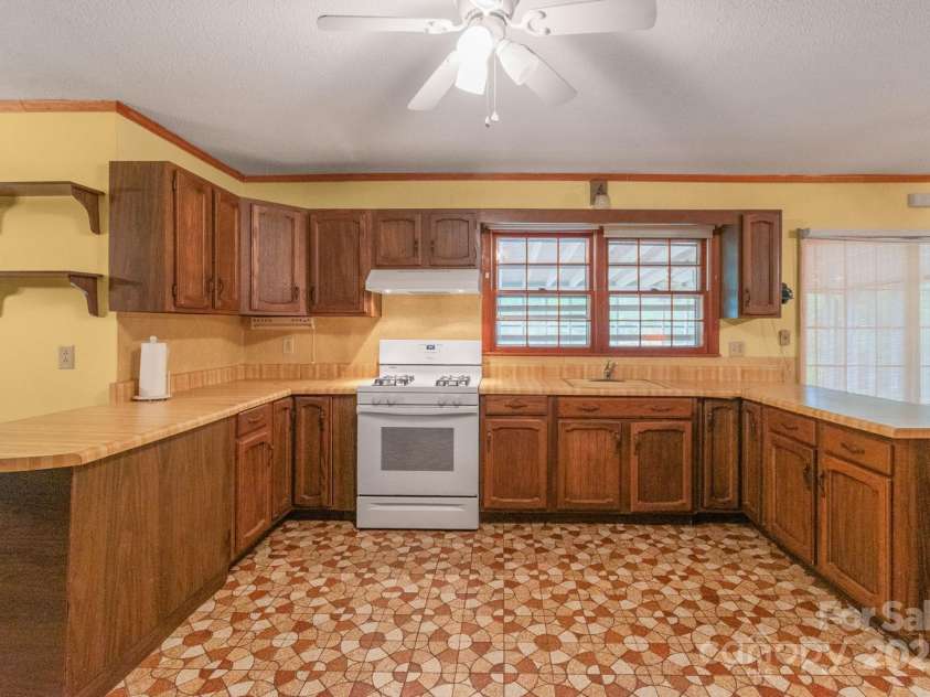 114 JL Pratt Lane, Morven, NC 28119.  MLS# CAR4243860, YatesRealty ID 12727. 