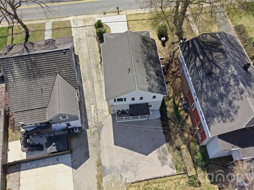 129 Corban Avenue, Concord, NC 28025.  MLS# CAR4357891, YatesRealty ID 12728. 