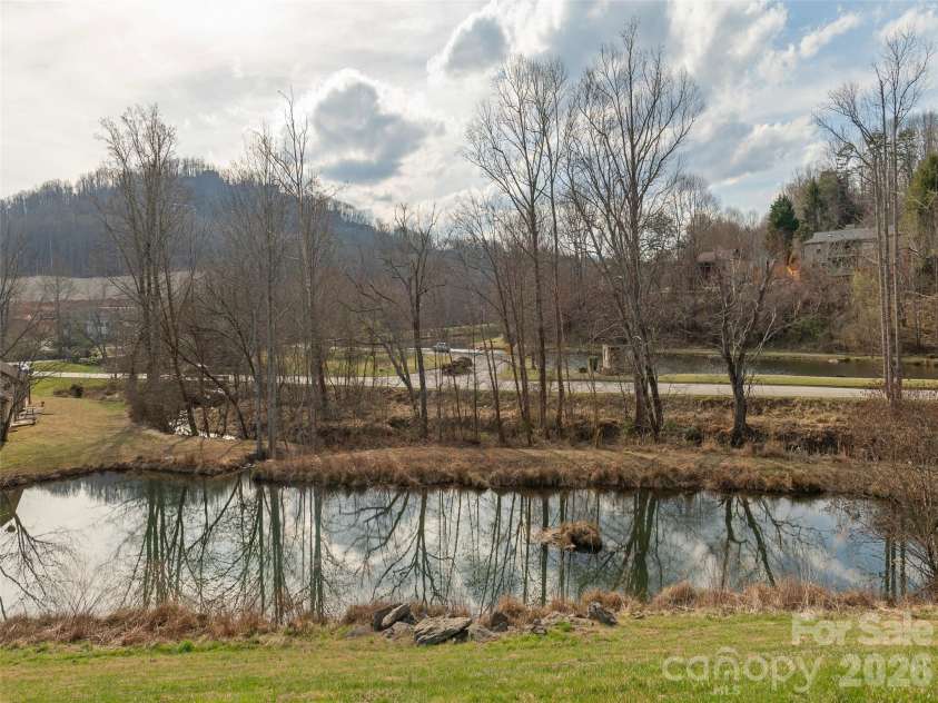 203 Rocky Mountain Way, Arden, NC 28704.  MLS# CAR4361121, YatesRealty ID 12729. 