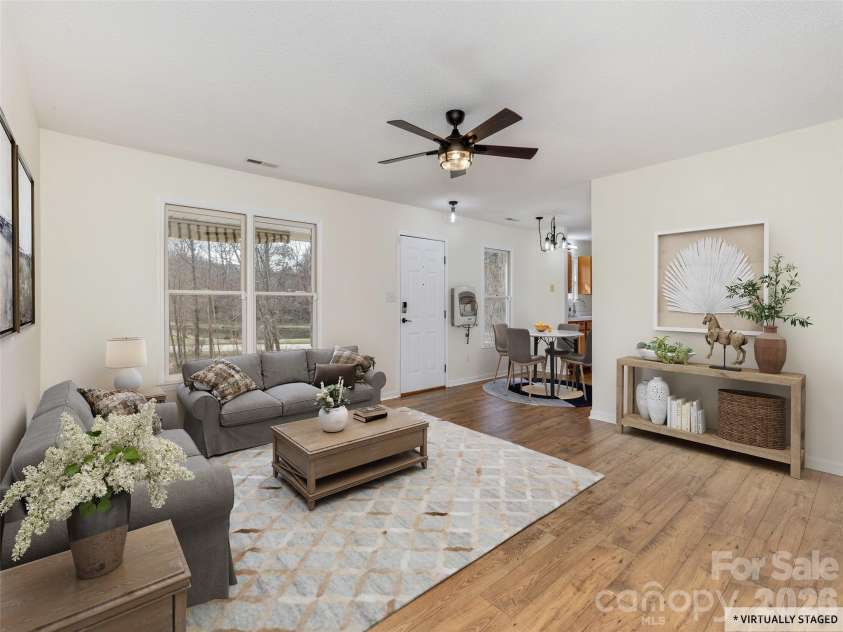 203 Rocky Mountain Way, Arden, NC 28704.  MLS# CAR4361121, YatesRealty ID 12729. 