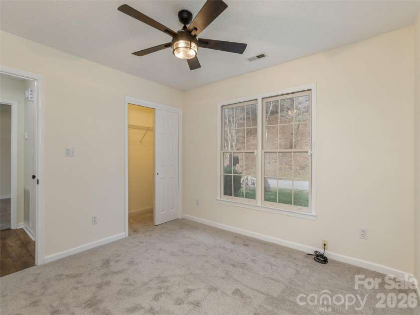 203 Rocky Mountain Way, Arden, NC 28704.  MLS# CAR4361121, YatesRealty ID 12729. 