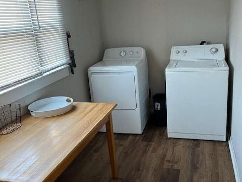 1001 End Avenue, Statesville, NC 28677.  MLS# CAR4203888, YatesRealty ID 1273. 