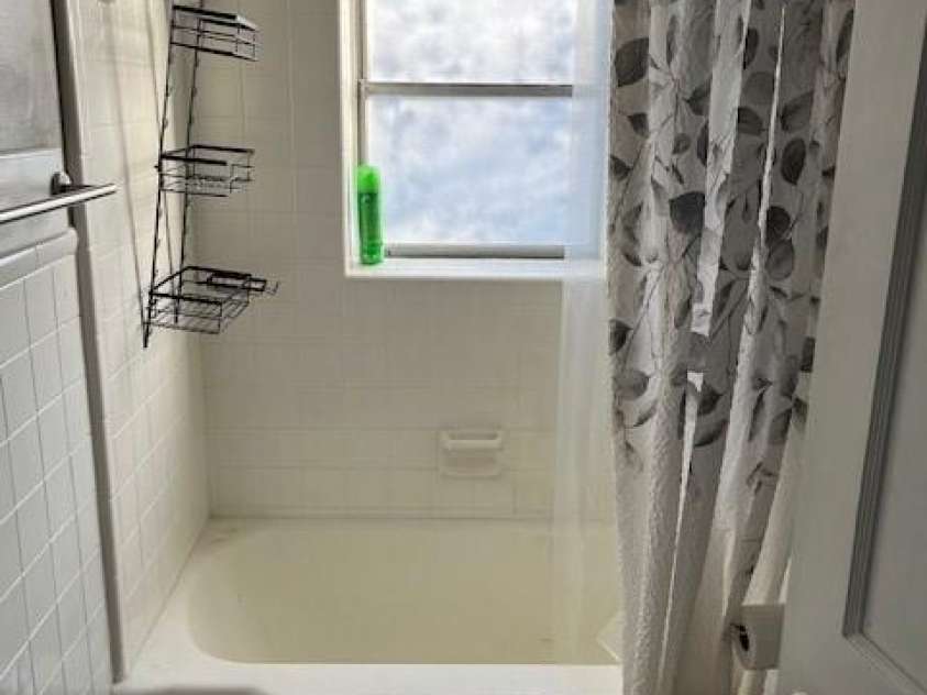 1001 End Avenue, Statesville, NC 28677.  MLS# CAR4203888, YatesRealty ID 1273. 