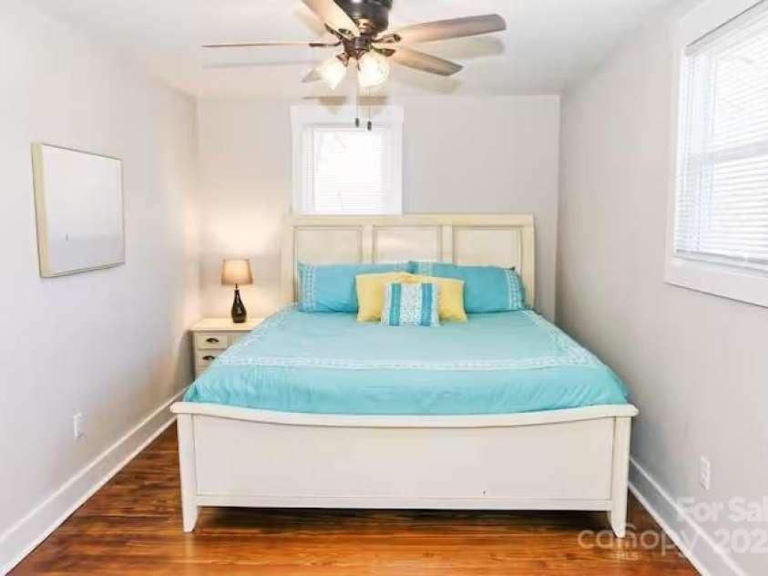 606 childs Street, Lincolnton, NC 28092.  MLS# CAR4327125, YatesRealty ID 1273. 