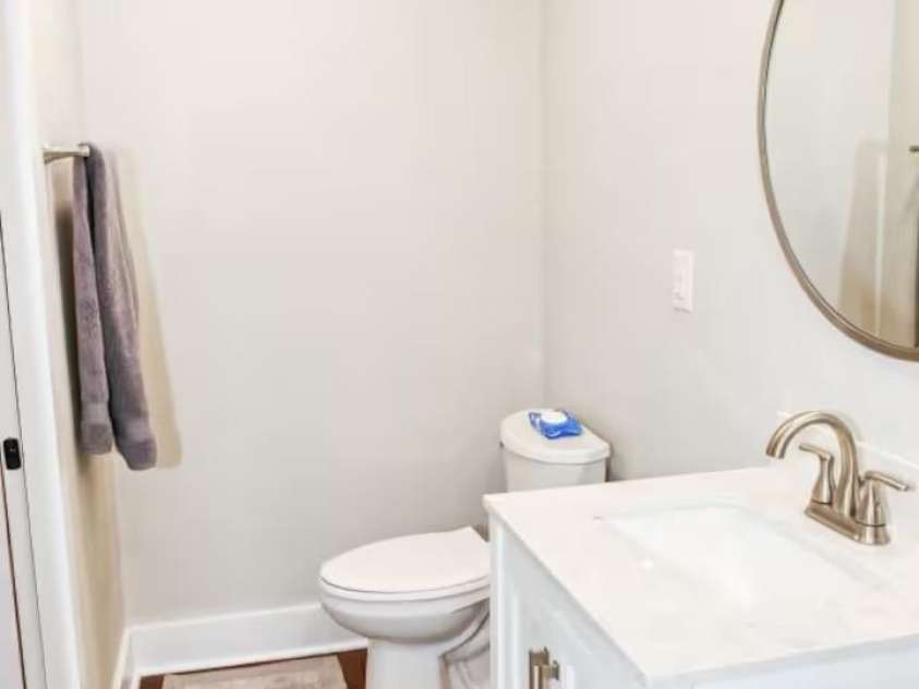 606 childs Street, Lincolnton, NC 28092.  MLS# CAR4327125, YatesRealty ID 1273. 