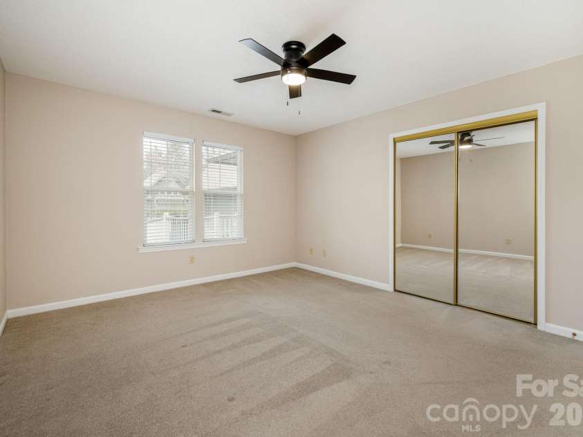 501 Fox Den Court, Hendersonville, NC 28792.  MLS# CAR4361980, YatesRealty ID 12730. 