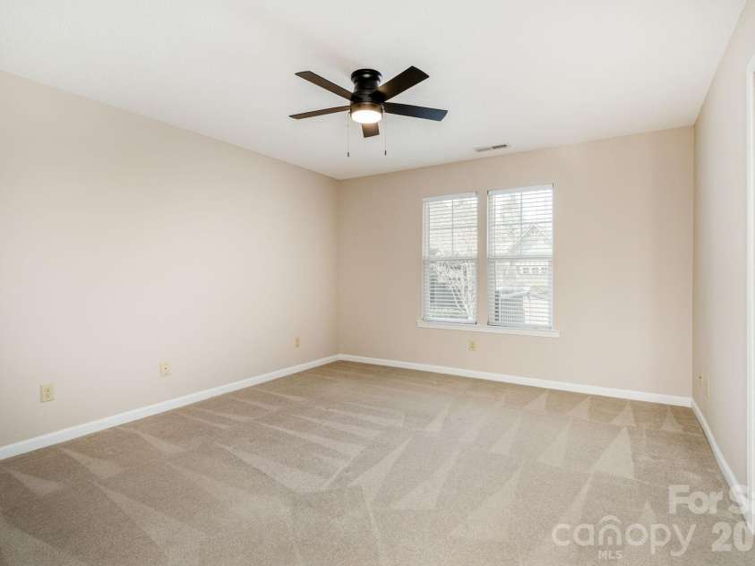 501 Fox Den Court, Hendersonville, NC 28792.  MLS# CAR4361980, YatesRealty ID 12730. 