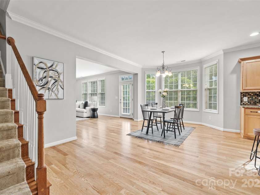 6424 Chadwell Court, Fort Mill, SC 29707.  MLS# CAR4255139, YatesRealty ID 12730. Large Breakfast Area
