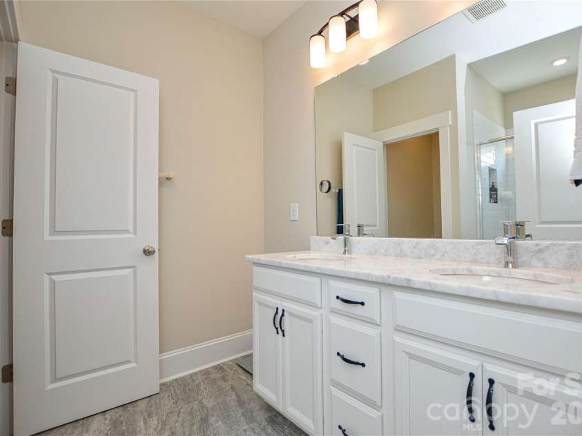 1042 Riverwalk Parkway, Rock Hill, SC 29730.  MLS# CAR4363460, YatesRealty ID 12731. 