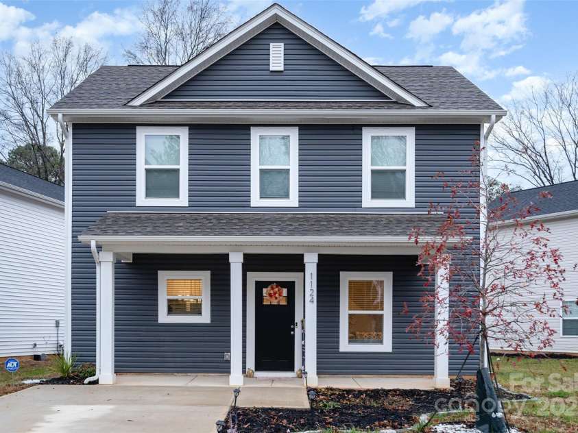 1124 Thayer Glen Court, Charlotte, NC 28213.  MLS# CAR4327725, YatesRealty ID 12732. Front Exterior