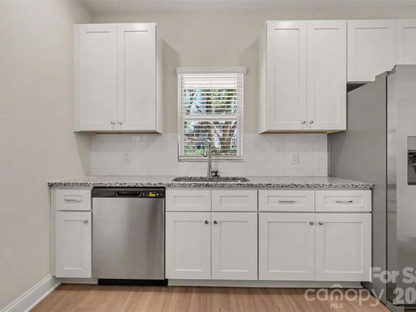 533 Broadway Court, Statesville, NC 28677.  MLS# CAR4364567, YatesRealty ID 12732. Unit B